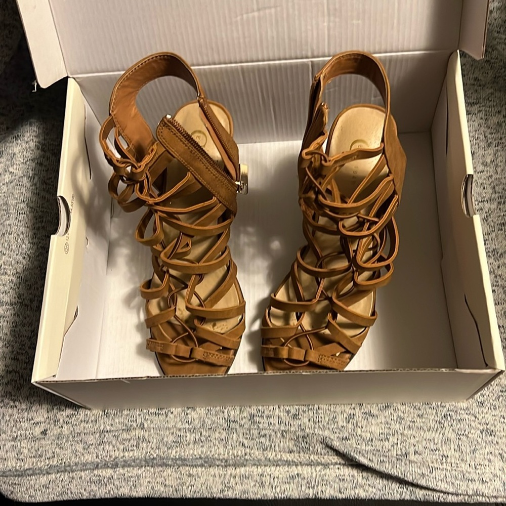 Open heels